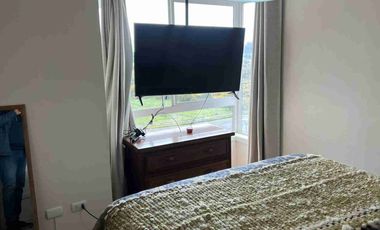 Venta Departamento 3D 2B Amoblado Condominio Alta Vista Etapa II con Estacionamiento.