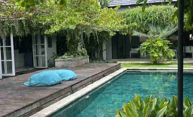 Dijual villa dengan view sawah spektakuler dan langka di Canggu kaba kaba Bali