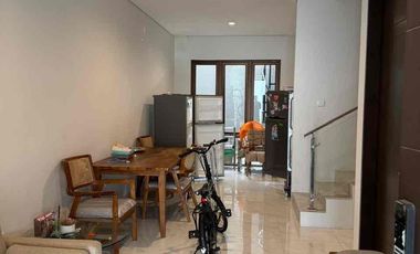 di sewakan cepat rumah mewah lokasi strategis di citraland losary city makassar full furnish