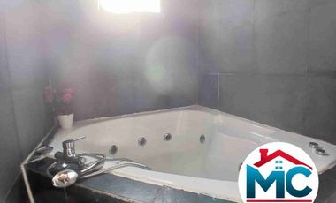 Corredora de Propiedades,  vende casa en Condomino El Peuco en Calama.
