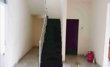 Rumah Sewa Jatiwaringin, -+1 KM LRT