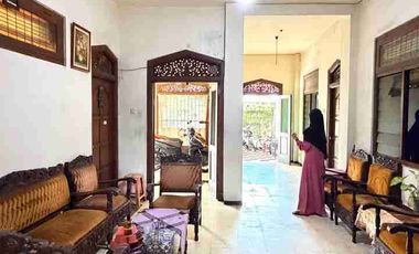 RUMAH KOS 2 LANTAI EKLUSIF DI PUSAT KOTA KAWASAN WISATA PRAWIROTAMAN JOGJAKARTA DEKAT MALIOBORO