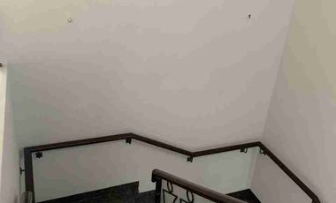 Disewakan Rumah Bagus Siap Huni di Gedung Hijau, Pondok Indah