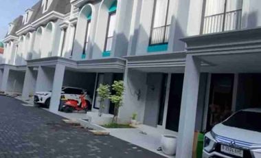 Rumah 3 Lt Ready Stock di Cipayung 4 Menit LRT Ciracas, Mabes TNI Dekat Toll Bambu Apus, TMII