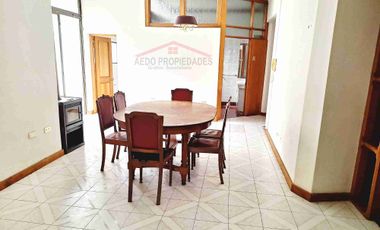 Se Arrienda Hermosa Casa de Amplias Dimensiones con Destino Administrativo, en el Centro de Quillota