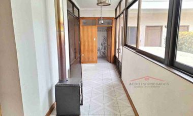 Se Arrienda Hermosa Casa de Amplias Dimensiones con Destino Administrativo, en el Centro de Quillota