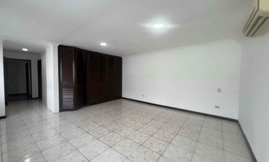 Ciudadela Albatros-Kennedy, Alquilo Departamento de 3 dormitorios con seguridad 24/7