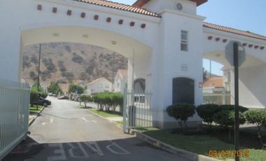 En venta casa 4 dormitorios en condominio, comuna de San Bernardo