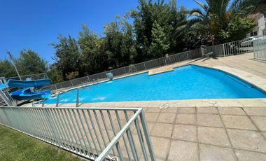 En venta casa 4 dormitorios en condominio, comuna de San Bernardo