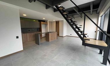 VENTA HERMOSO APARTAMENTO EN ALTOS DE POBLADO, MEDELLIN