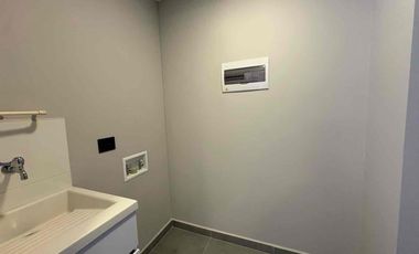 VENTA HERMOSO APARTAMENTO EN ALTOS DE POBLADO, MEDELLIN