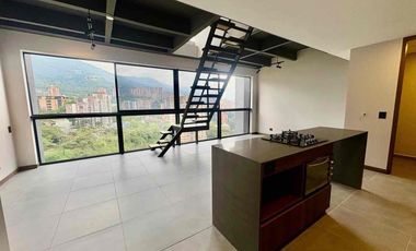 VENTA HERMOSO APARTAMENTO EN ALTOS DE POBLADO, MEDELLIN