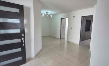 Renta Departamento Lomas del vergel
