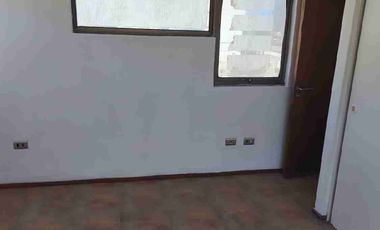 Se vende Dpto amplio con 2 terrazas, AVDA del mar.