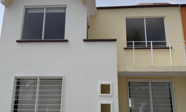 CASA EN VENTA VILLAS PALMIRA ZONA DEL CAMPANARIO EN QUERÉTARO