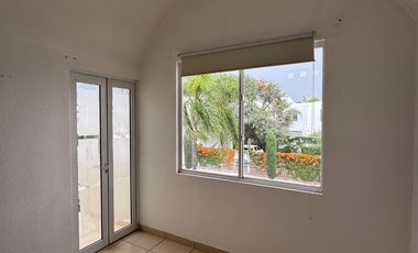 CASA EN VENTA VILLAS PALMIRA ZONA DEL CAMPANARIO EN QUERÉTARO