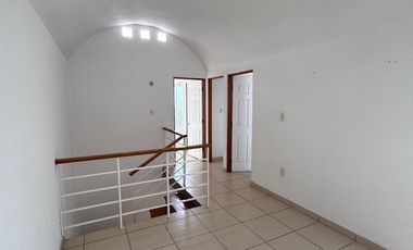 CASA EN VENTA VILLAS PALMIRA ZONA DEL CAMPANARIO EN QUERÉTARO