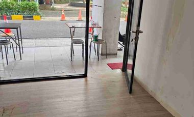 Disewakan kios apartemen Bassura City tower Geranium cocok untuk usaha hadap jalan