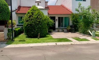 CASA DE UN PISO EN VENTA EN CONDOMINIO BUGAMBILIAS QUERETARO