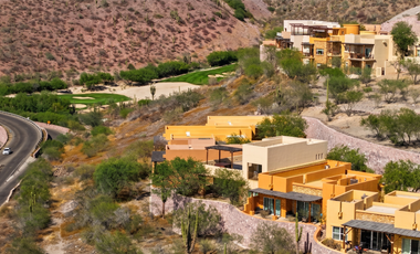 Casa en venta en La Paz Baja California sur en Puerta Cortez campo de GOLF beachclub y marina