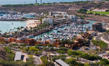 Casa en venta en La Paz Baja California sur en Puerta Cortez campo de GOLF beachclub y marina