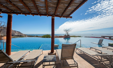 Casa en venta en La Paz Baja California sur en Puerta Cortez campo de GOLF beachclub y marina