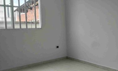 Arriendo apartaestudio comuneros