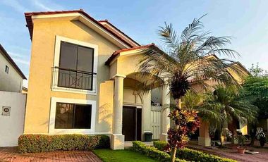 Casa en alquiler en La Serena Ciudad Celeste