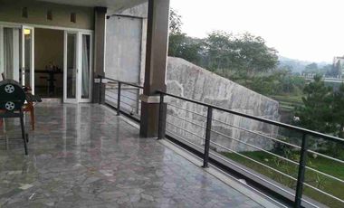 dijual murah dan luas di kota baru parahyangan bandung