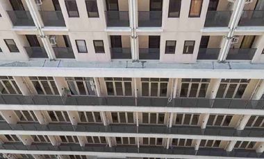 Lantai 10‼️Apartemen Amega Crown Dekat Sekolah Pelayaran