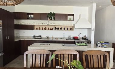 Muy buena casa a 5 minutos del Centro comercial La Isla