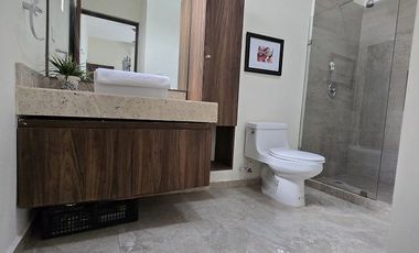 Muy buena casa a 5 minutos del Centro comercial La Isla