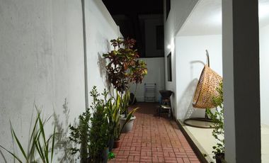 Casa de alquiler en la Urbanización Punta Esmeralda, Vía a la Costa.