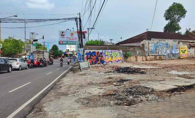 Dijual Cepat Tanah dengan Lokasi Strategis di Pinggir jalan Bantul