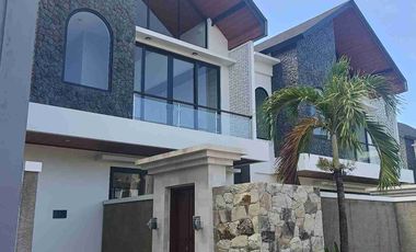 Di Jual Vila Ready siap Huni 3 Bedroom one gate dekat pantai dreamland Uluwatu
