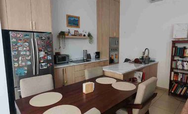 CASA VENTA DE UN PISO 🏡 , LA CANDELARIA RESIDENCIAL. 📍 COL. VILLA DE SERIS