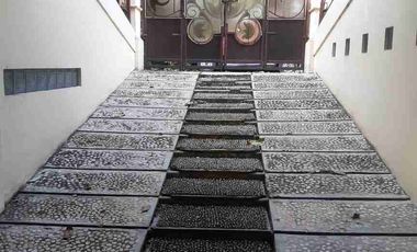 Jual Rumah Butuh di Semarang jalan Merbau Raya luas 365 m2