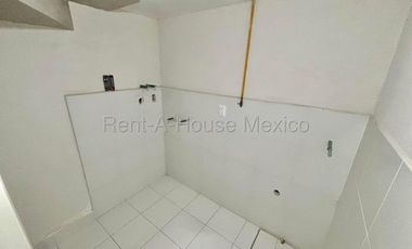 Casa en Condominio a Estrenar con Balcón, Terraza y Roof en Colonia Condesa, calle Mazatlán, Benito Juárez #25-3263 AVC