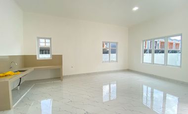 Disewa Rumah Hoek 2 Lantai Baru di Clematis Metland Puri