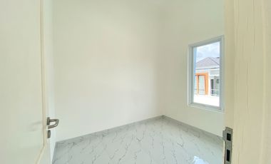 Disewa Rumah Hoek 2 Lantai Baru di Clematis Metland Puri