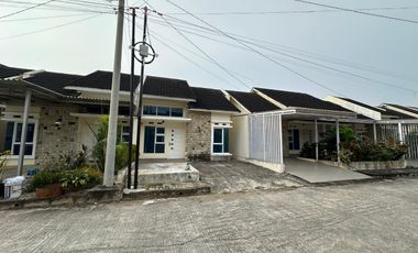 Disewakan rumah siap huni komplek Green Center Park Palembang