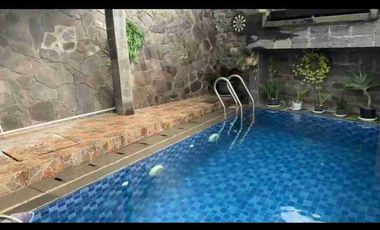 Dijual Vila dengan View Cantik Persawahan di Dekat Kaki Gunung