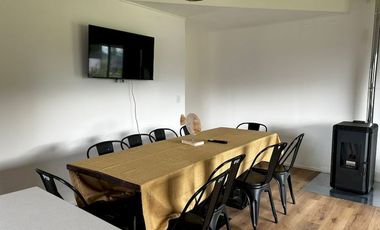 Casa en arriendo año corrido -4 dormitorios a 4 km de Pucón