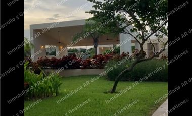 Lote de 615.9m2 Privada Residencial Jardines de Rejoyada Zona Norte de Merida