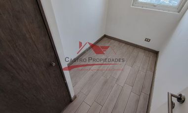 Hermoso Departamento Piso 14, con 2 Dormitorios, 1 Baño, Bodega, Estacionamiento, Comuna de La Cisterna.