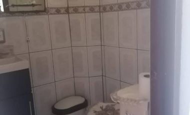 BONITA CASA CON DEPARTAMENTO