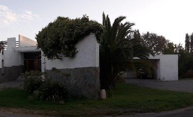 Venta de Parcela Mediterránea, Condominio Valle del Sol