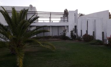 Venta de Parcela Mediterránea, Condominio Valle del Sol