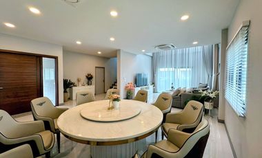 For Rent ​​​​The City Bangna L Size, Luxury detached house, New project, Next to Mega-Bangna. Brand new house best location close to the clubhouse