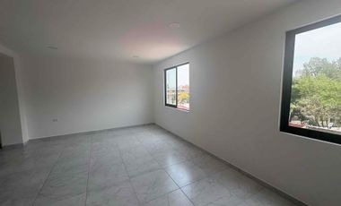 Departamento en venta 3 recámaras atrás del C.E.N.C.H